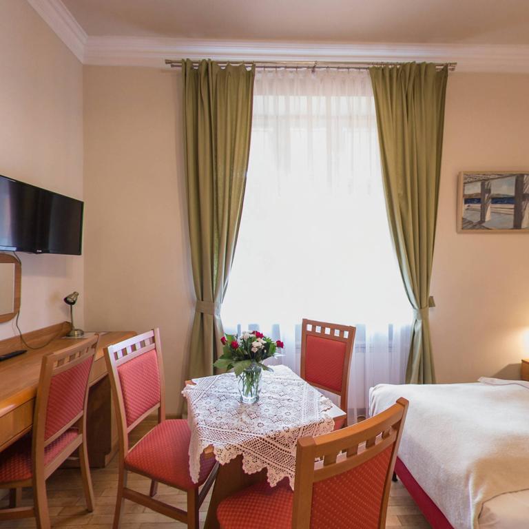 Apartamenty Kajzer Krasków Cameră foto