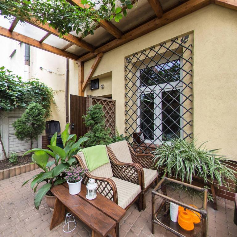 Apartamenty Kajzer Krasków Exterior foto
