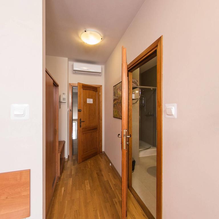 Apartamenty Kajzer Krasków Cameră foto