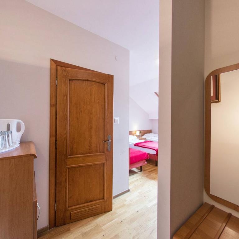 Apartamenty Kajzer Krasków Cameră foto