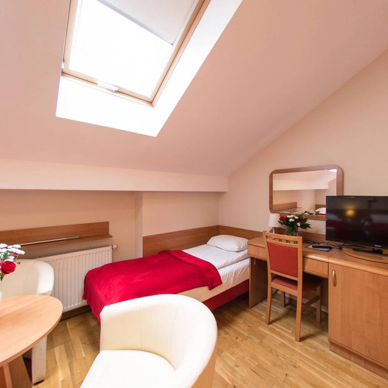 Apartamenty Kajzer Krasków Cameră foto