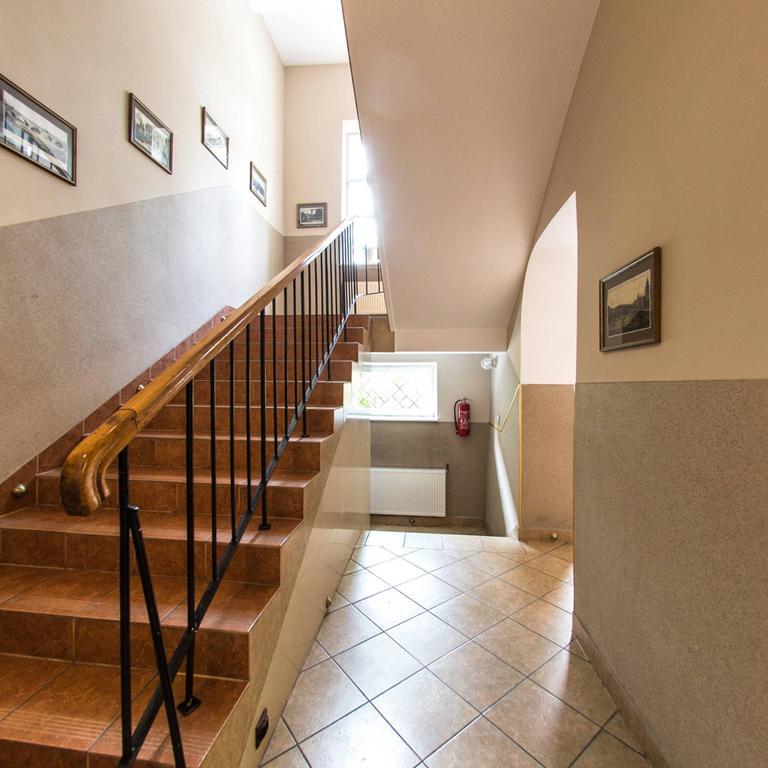Apartamenty Kajzer Krasków Exterior foto
