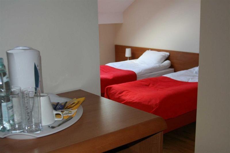 Apartamenty Kajzer Krasków Exterior foto