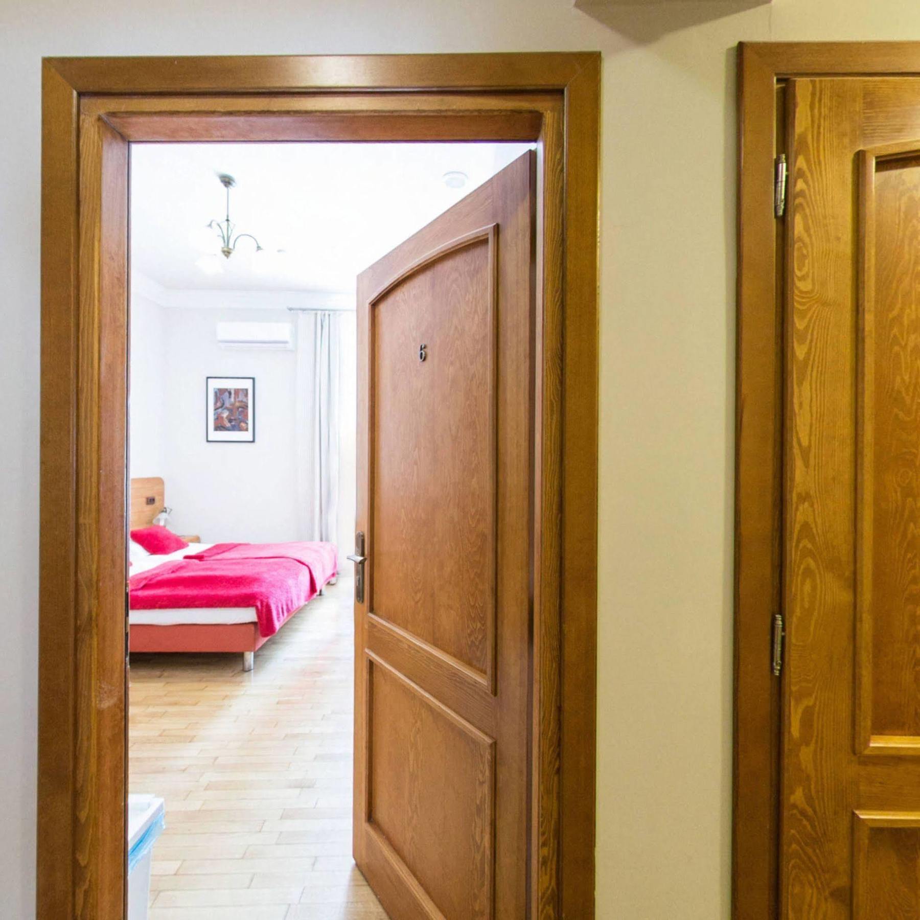 Apartamenty Kajzer Krasków Exterior foto